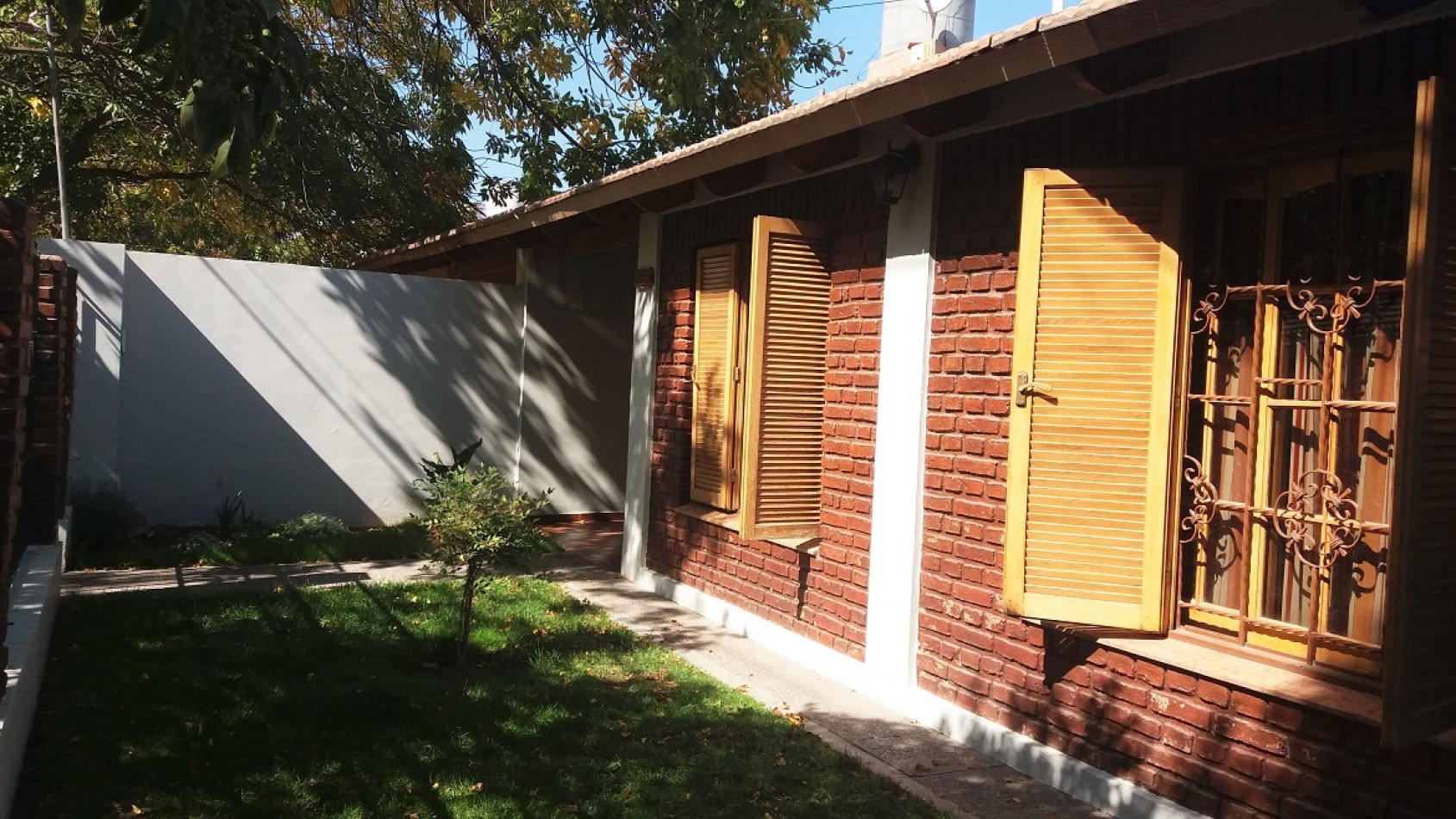 Casa 3 Dormitorios • Neuquen Capital